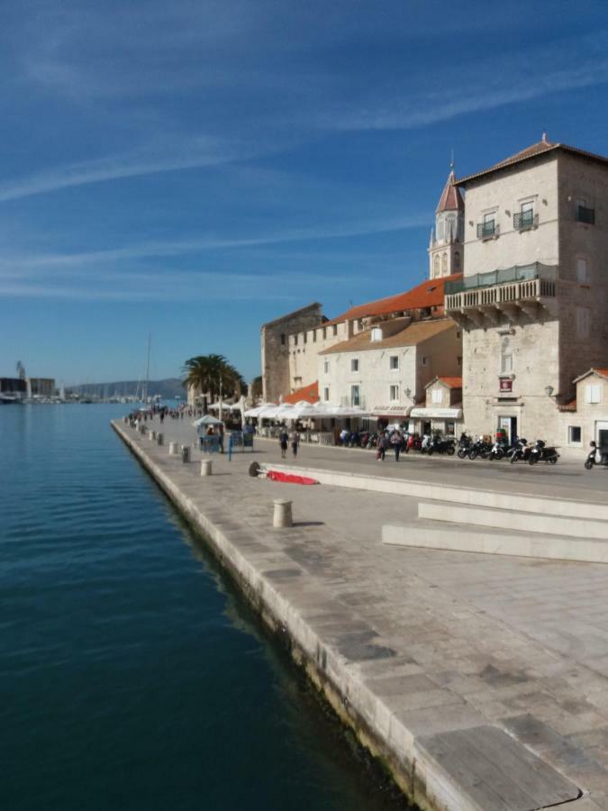 Apartman Zora Trogir Exterior photo