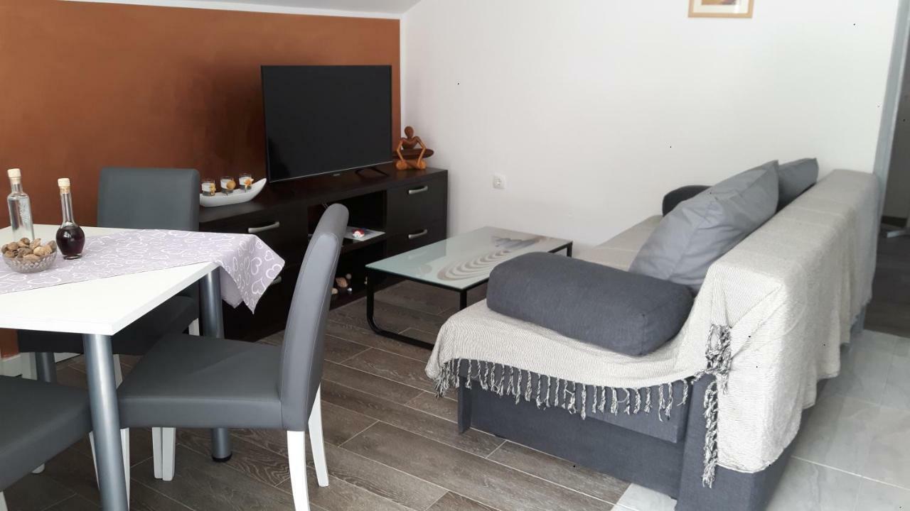 Apartman Zora Trogir Exterior photo